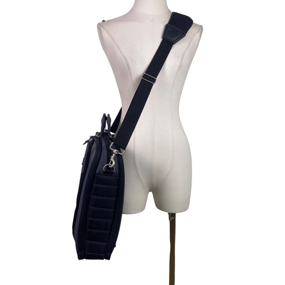 Targus Men’s Blue Nylon With Multiple Compartments Slim Briefcase Laptop Bag - Picture 7 of 13